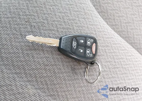 2006 Chrysler Town & Country Touring z USA, uszkodzony, nr VIN 2A4GP54L06R840140